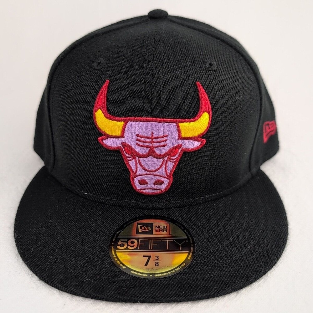 NEW ERA 59FIFTY 5950 FITTED HAT CHICAGO BULLS CAP SIZE 7-3/8 BURGUNDY